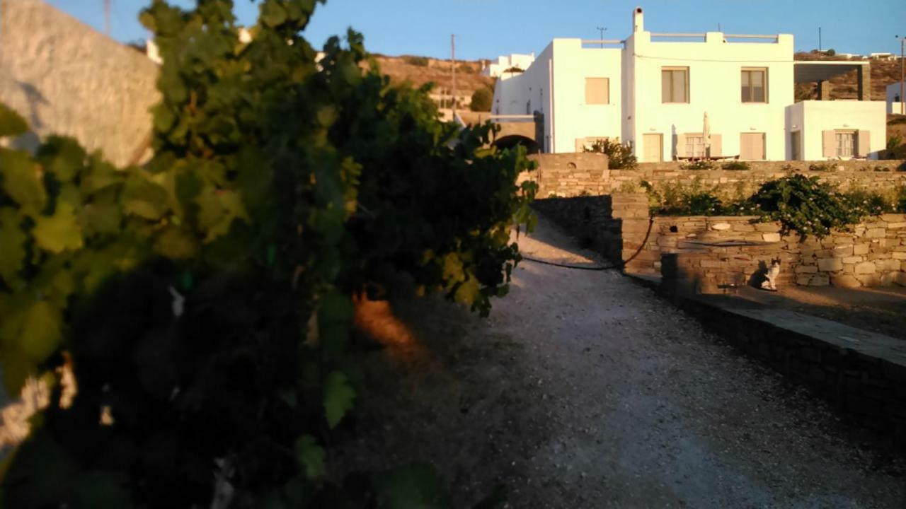 Nesaea Seafront House Villa Parasporos Exterior photo